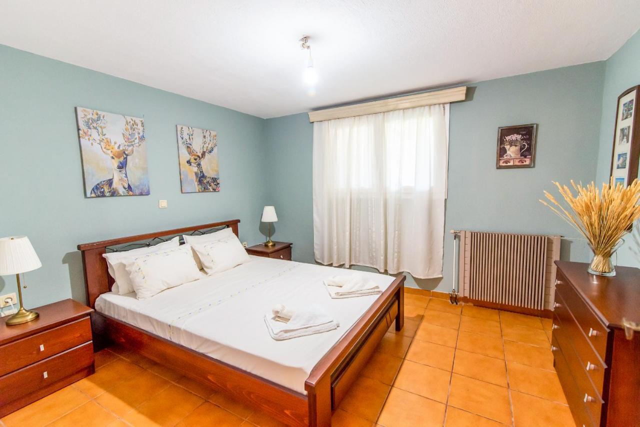 Pine Trees Apartment เปรเวซา ภายนอก รูปภาพ